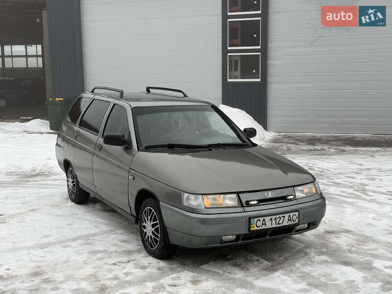 ВАЗ / Lada 2111 2005