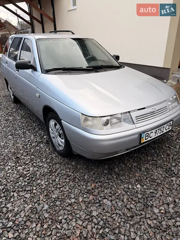 ВАЗ / Lada 2111