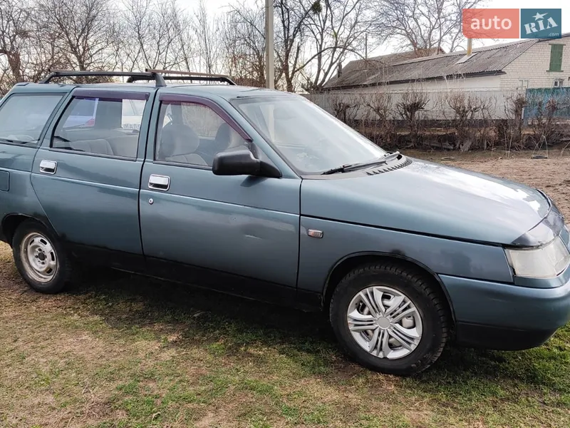ВАЗ / Lada 2111 2001