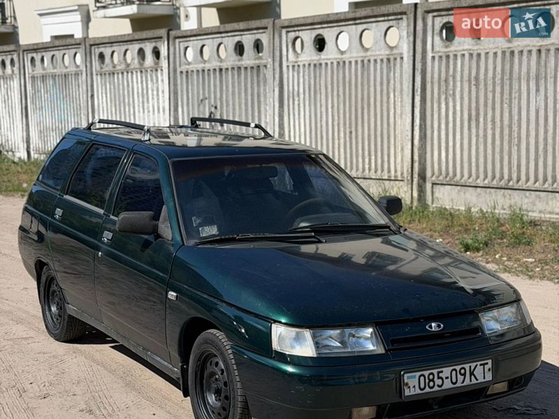 ВАЗ / Lada 2111 2002