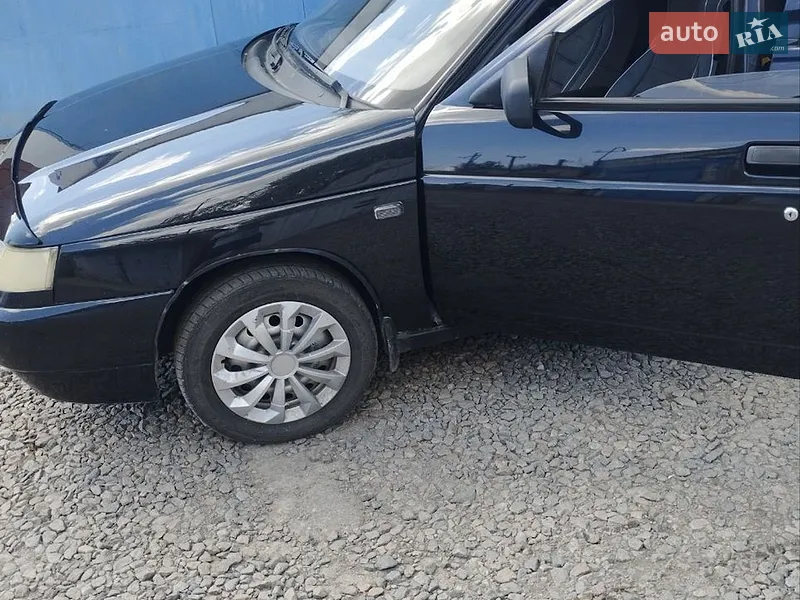 ВАЗ / Lada 2111