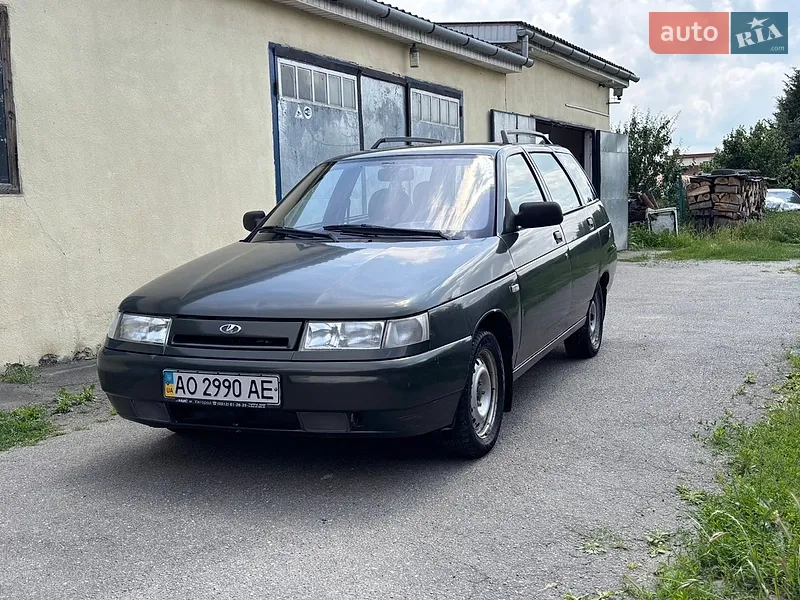 ВАЗ / Lada 2111
