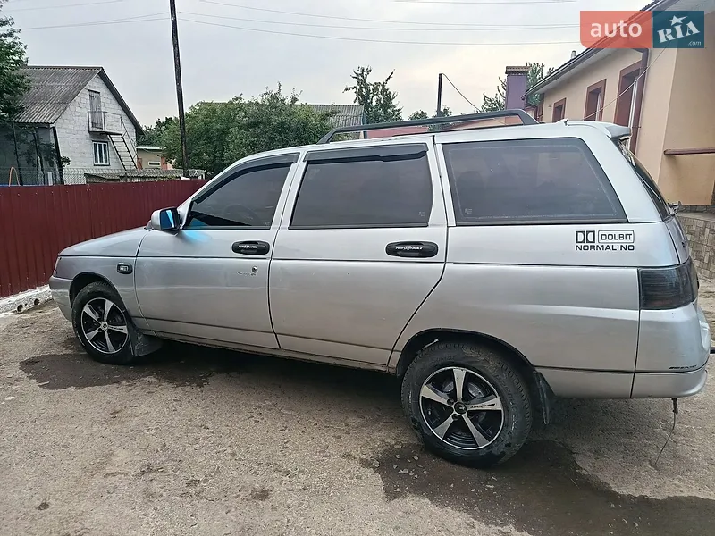 ВАЗ / Lada 2111