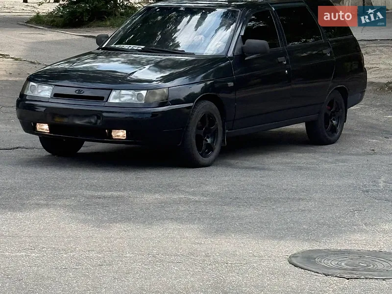 ВАЗ / Lada 2111