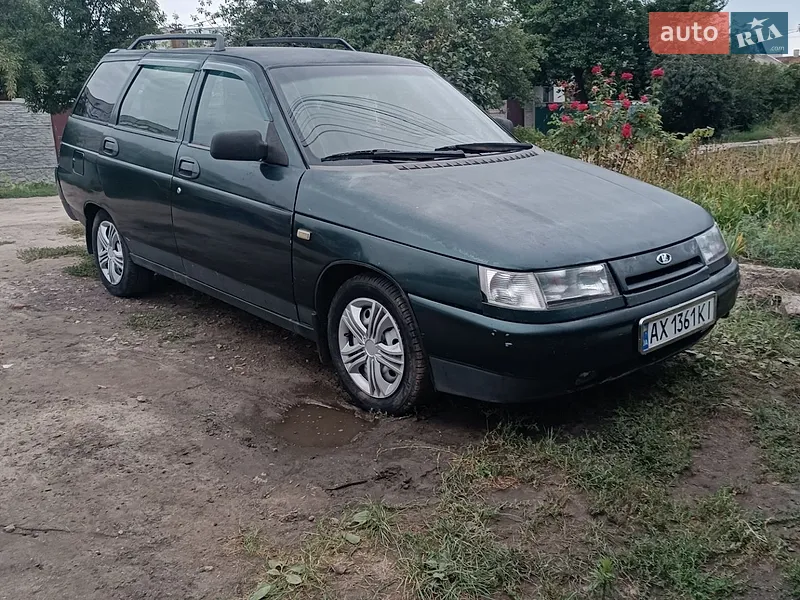 ВАЗ / Lada 2111 2002
