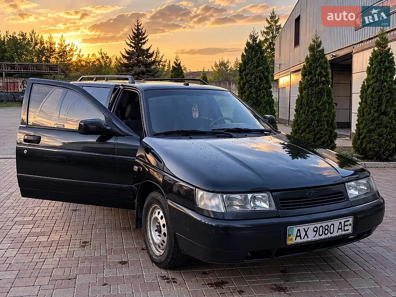 ВАЗ / Lada 2111