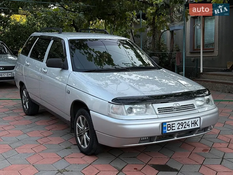 ВАЗ / Lada 2111 2010