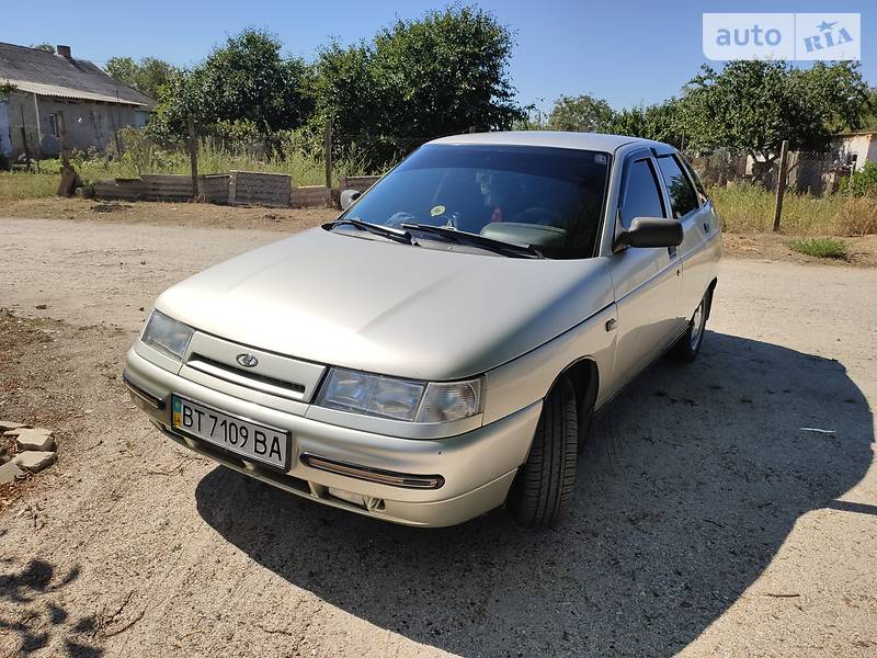 Хэтчбек ВАЗ / Lada 2112 2005 в Белозерке