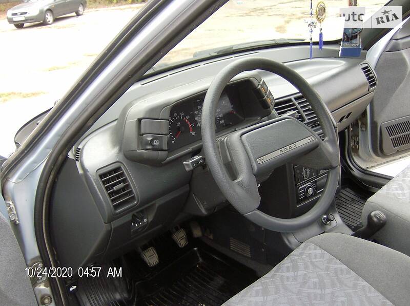 Хэтчбек ВАЗ / Lada 2112 2005 в 