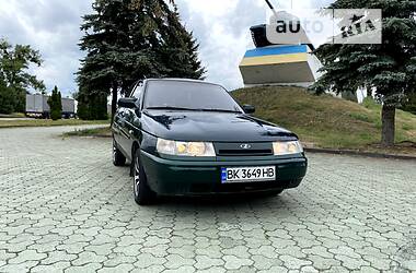 Хэтчбек ВАЗ / Lada 2112 2001 в Дубно