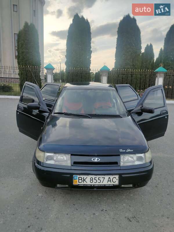 Хэтчбек ВАЗ / Lada 2112 2006 в Дубно