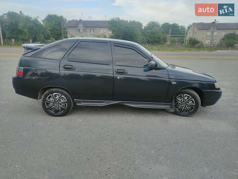 Хэтчбек ВАЗ / Lada 2112 2006 в Дубно
