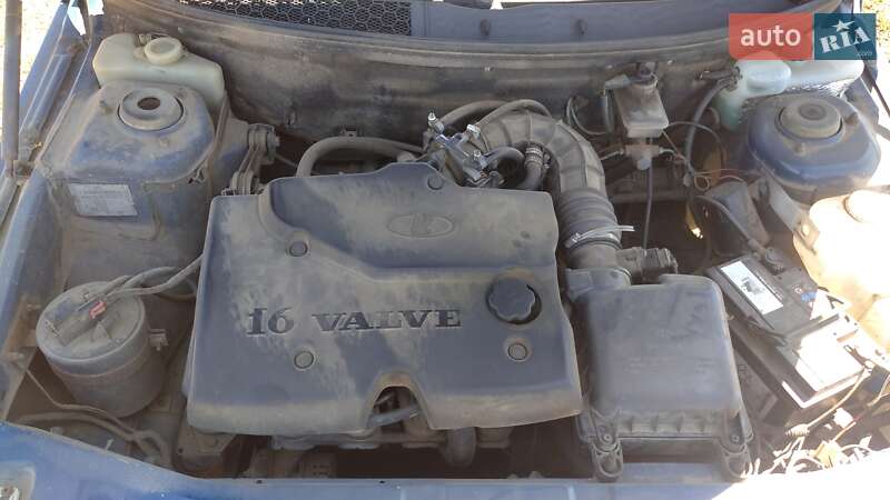 Хэтчбек ВАЗ / Lada 2112 2005 в Беляевке