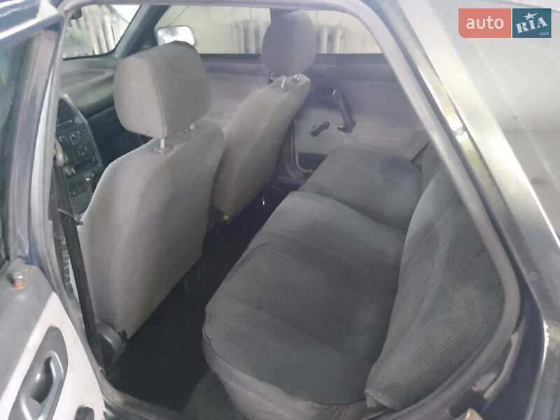 Хетчбек ВАЗ / Lada 2112 2006 в Сновську