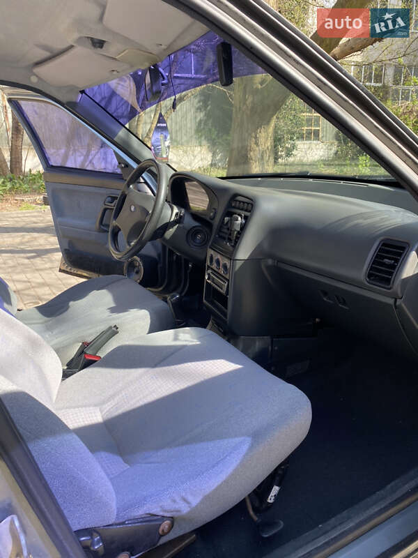 Хэтчбек ВАЗ / Lada 2112 2008 в Одессе