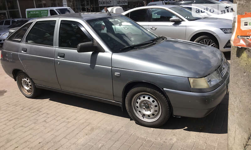Хэтчбек ВАЗ / Lada 2112 2007 в Хмельницком