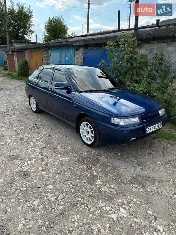 ВАЗ / Lada 2112 2005