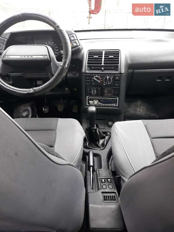 Хэтчбек ВАЗ / Lada 2112 2008 в Рожнятове фото 8 Хэтчбек ВАЗ / Lada 2112 2008 в Рожнятове