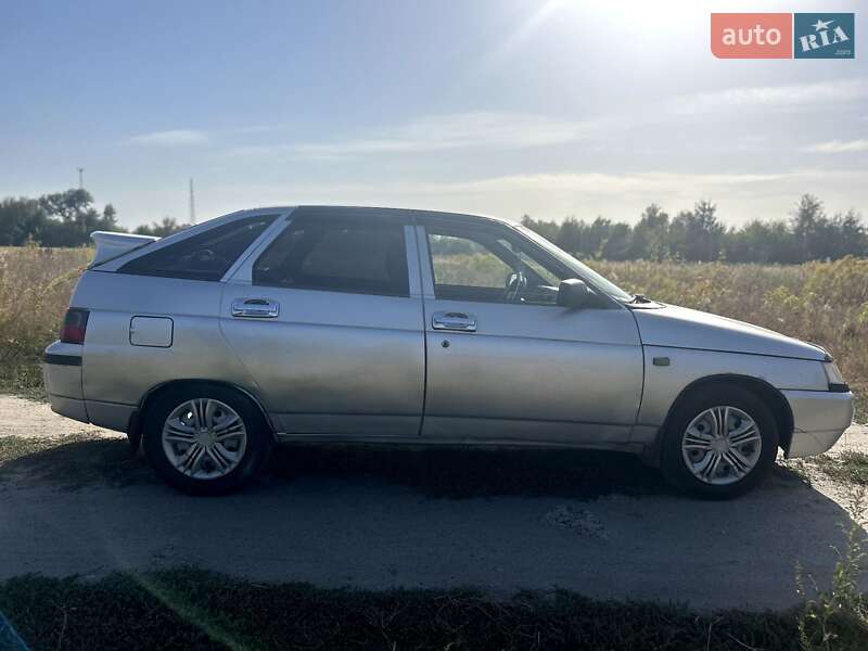 Хетчбек ВАЗ / Lada 2112 2002 в Чернігові фото 3 Хетчбек ВАЗ / Lada 2112 2002 в Чернігові