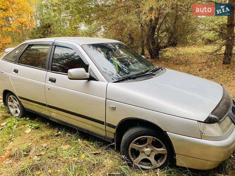 Хэтчбек ВАЗ / Lada 2112 2004 в Нежине