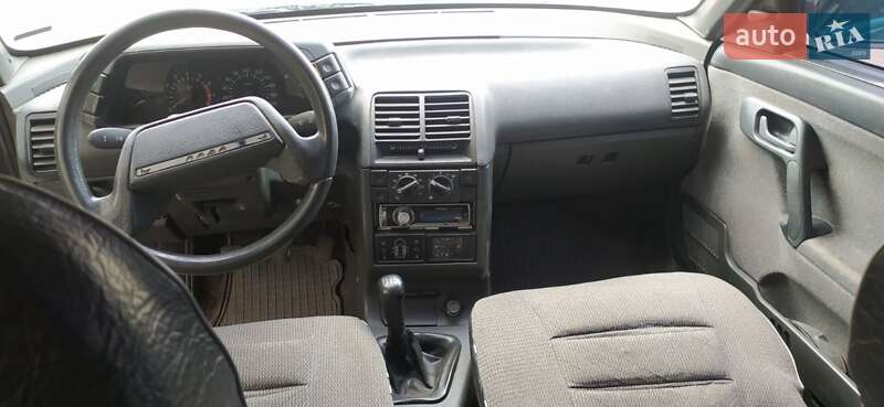 Хэтчбек ВАЗ / Lada 2112 2007 в Славянске