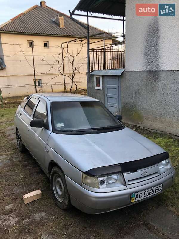 Хетчбек ВАЗ / Lada 2112 2008 в Сваляві