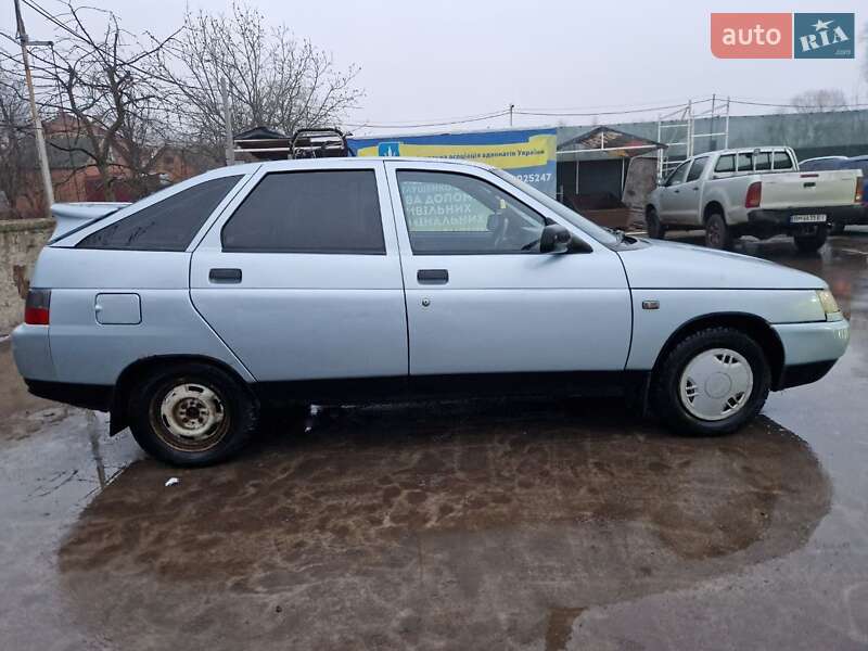 Хетчбек ВАЗ / Lada 2112 2002 в Ромнах