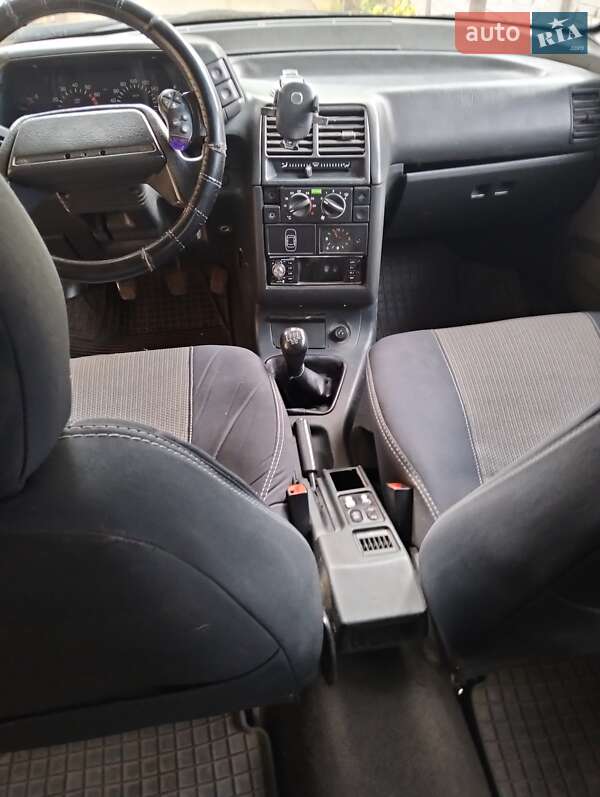 Хэтчбек ВАЗ / Lada 2112 2006 в Синельниково