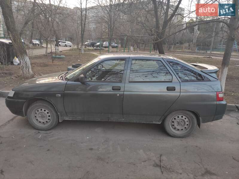 Хэтчбек ВАЗ / Lada 2112 2008 в Херсоне