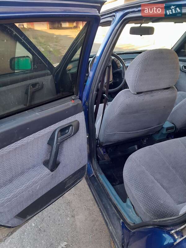 Хэтчбек ВАЗ / Lada 2112 2002 в Измаиле