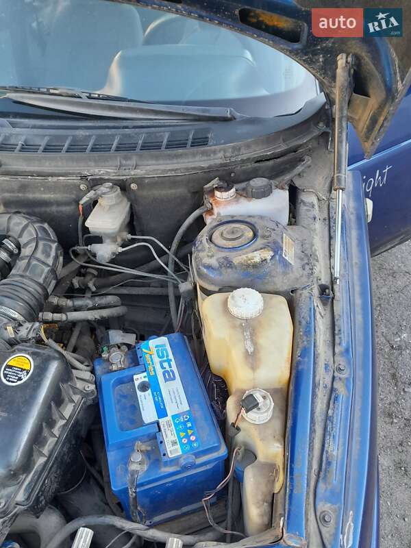 Хэтчбек ВАЗ / Lada 2112 2002 в Измаиле