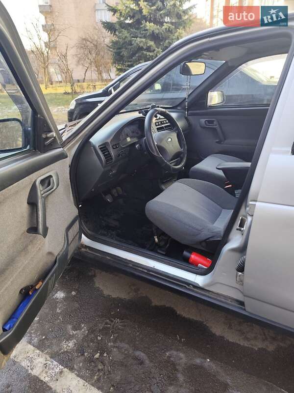 Хетчбек ВАЗ / Lada 2112 2008 в Луцьку