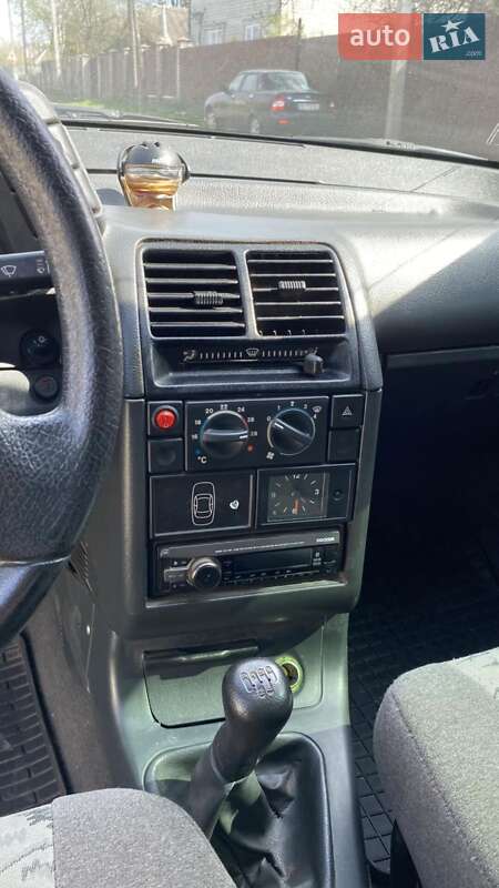 Хетчбек ВАЗ / Lada 2112 2006 в Дніпрі фото 4 Хетчбек ВАЗ / Lada 2112 2006 в Дніпрі