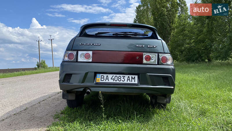 Хэтчбек ВАЗ / Lada 2112 2006 в Долинской
