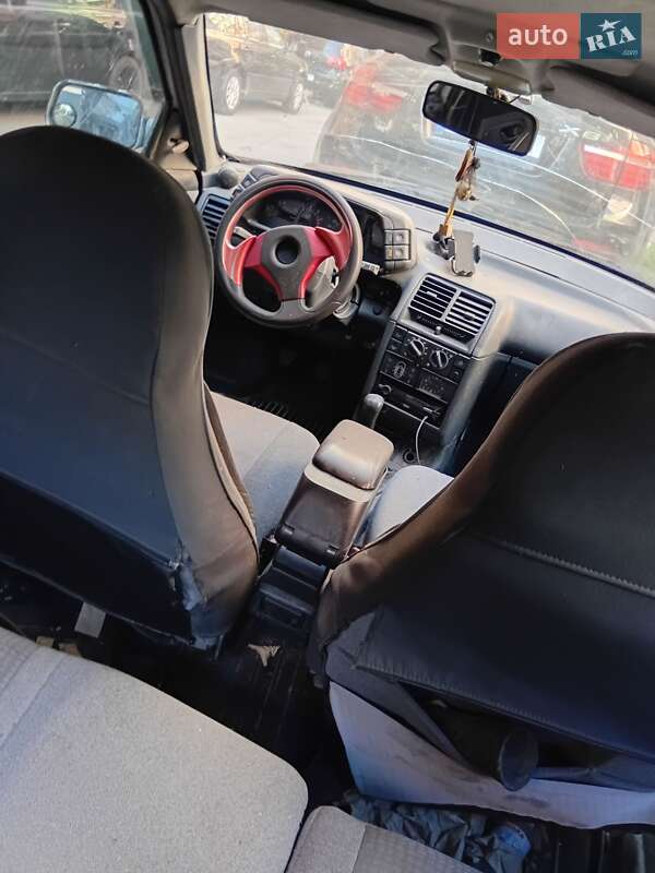 Хэтчбек ВАЗ / Lada 2112 2007 в Харькове