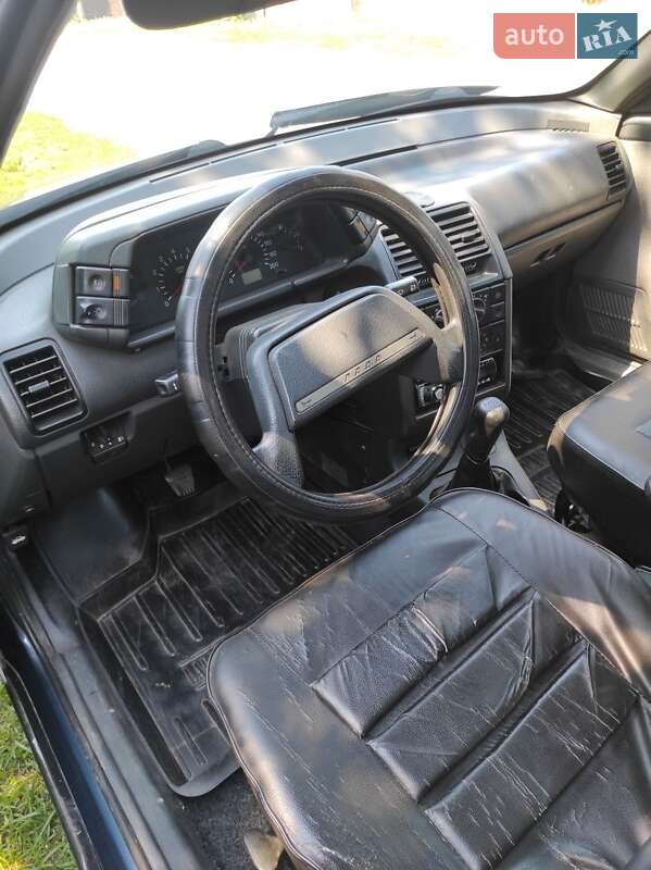 Хэтчбек ВАЗ / Lada 2112 2007 в Борисполе