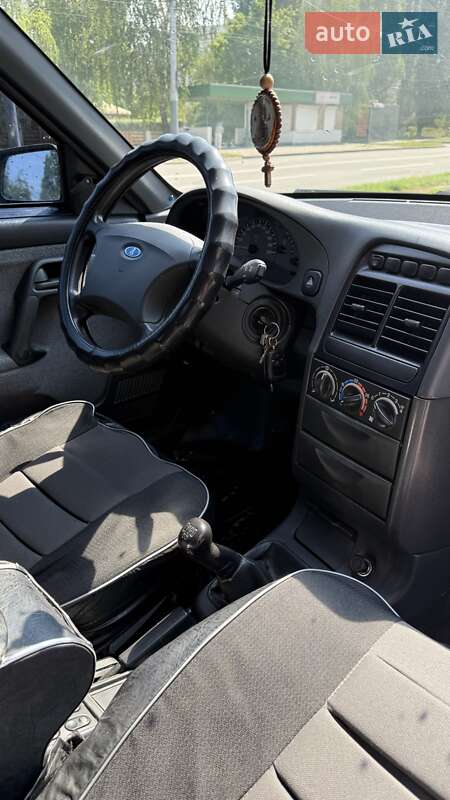 Хэтчбек ВАЗ / Lada 2112 2008 в Харькове