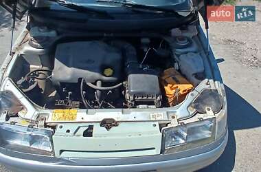 Хэтчбек ВАЗ / Lada 2112 2007 в Днепре