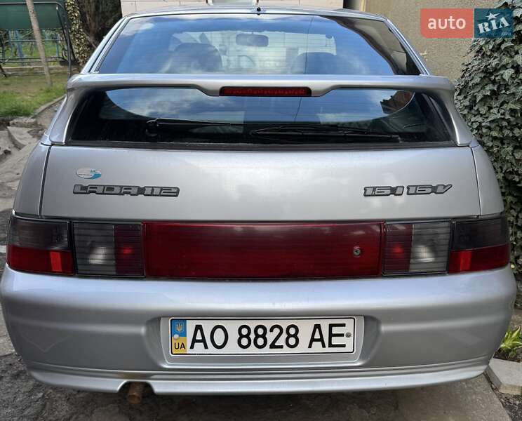 Хэтчбек ВАЗ / Lada 2112 2006 в Ужгороде