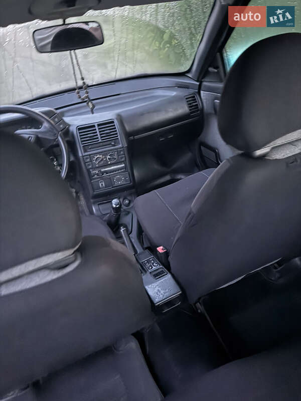 Хетчбек ВАЗ / Lada 2112 2006 в Вараші
