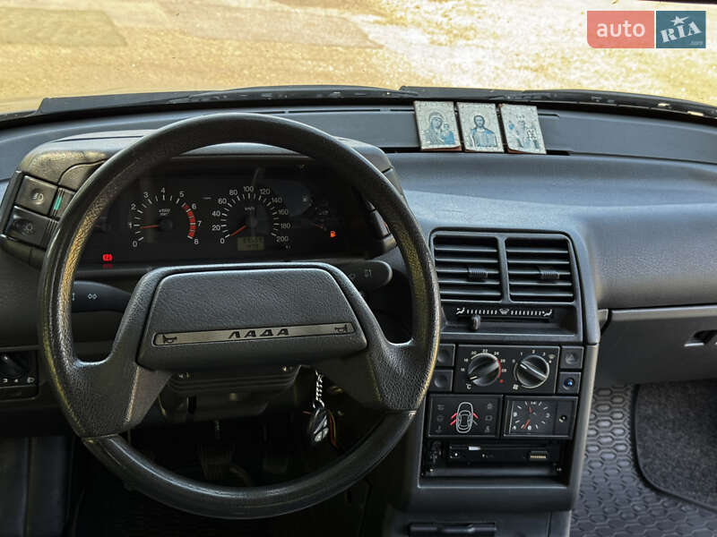 Хэтчбек ВАЗ / Lada 2112 2007 в Черкассах