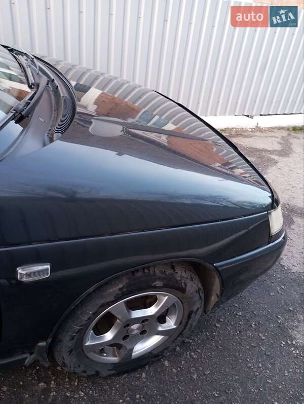 Хэтчбек ВАЗ / Lada 2112 2007 в Житомире