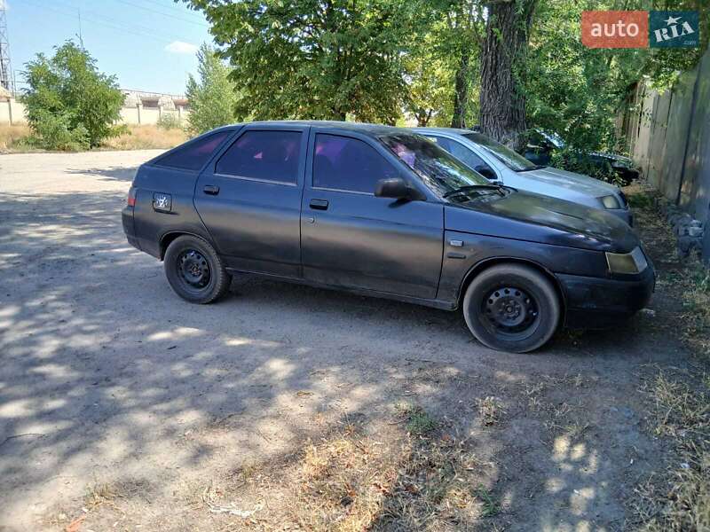 Хэтчбек ВАЗ / Lada 2112 2004 в Синельниково