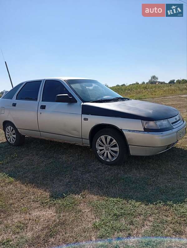 Хэтчбек ВАЗ / Lada 2112 2006 в Магдалиновке