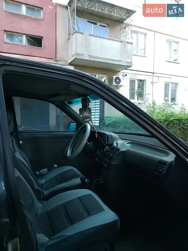 ВАЗ / Lada 2112