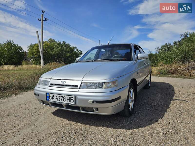 Хэтчбек ВАЗ / Lada 2112 2003 в Помошной фото 12 Хэтчбек ВАЗ / Lada 2112 2003 в Помошной