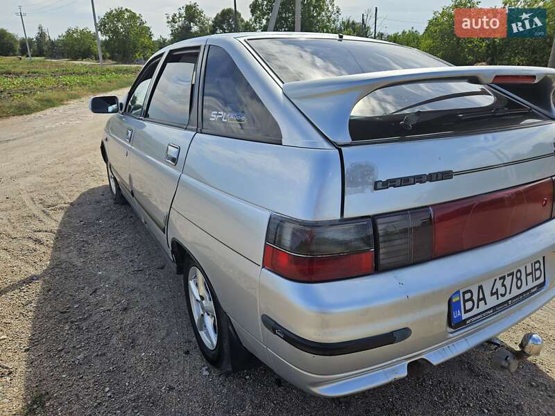 Хэтчбек ВАЗ / Lada 2112 2003 в Помошной фото 17 Хэтчбек ВАЗ / Lada 2112 2003 в Помошной