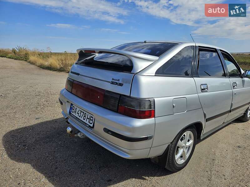 Хэтчбек ВАЗ / Lada 2112 2003 в Помошной фото 50 Хэтчбек ВАЗ / Lada 2112 2003 в Помошной