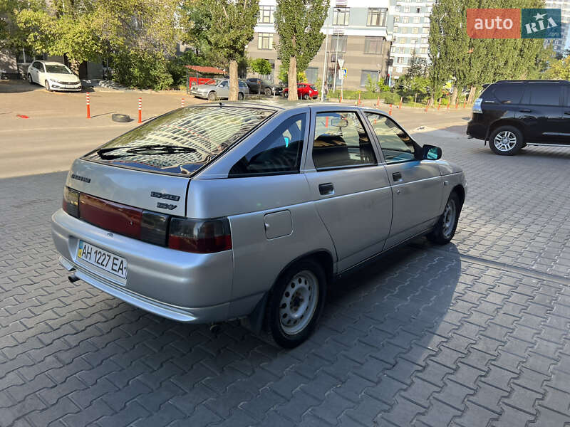 Хэтчбек ВАЗ / Lada 2112 2004 в Киеве