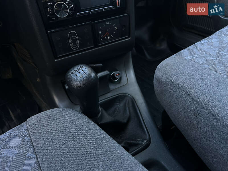 Хэтчбек ВАЗ / Lada 2112 2005 в Харькове